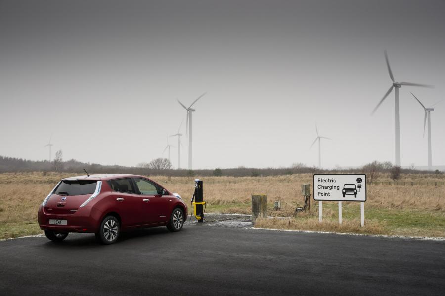  Nissan Leaf 2013 года  (фото 31 из 63)